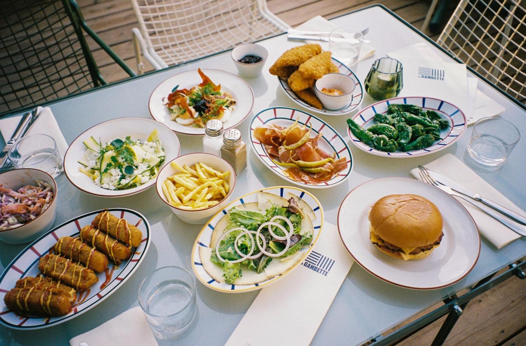 Alfred Hotels Les Halles Biarritz Bagian luar foto