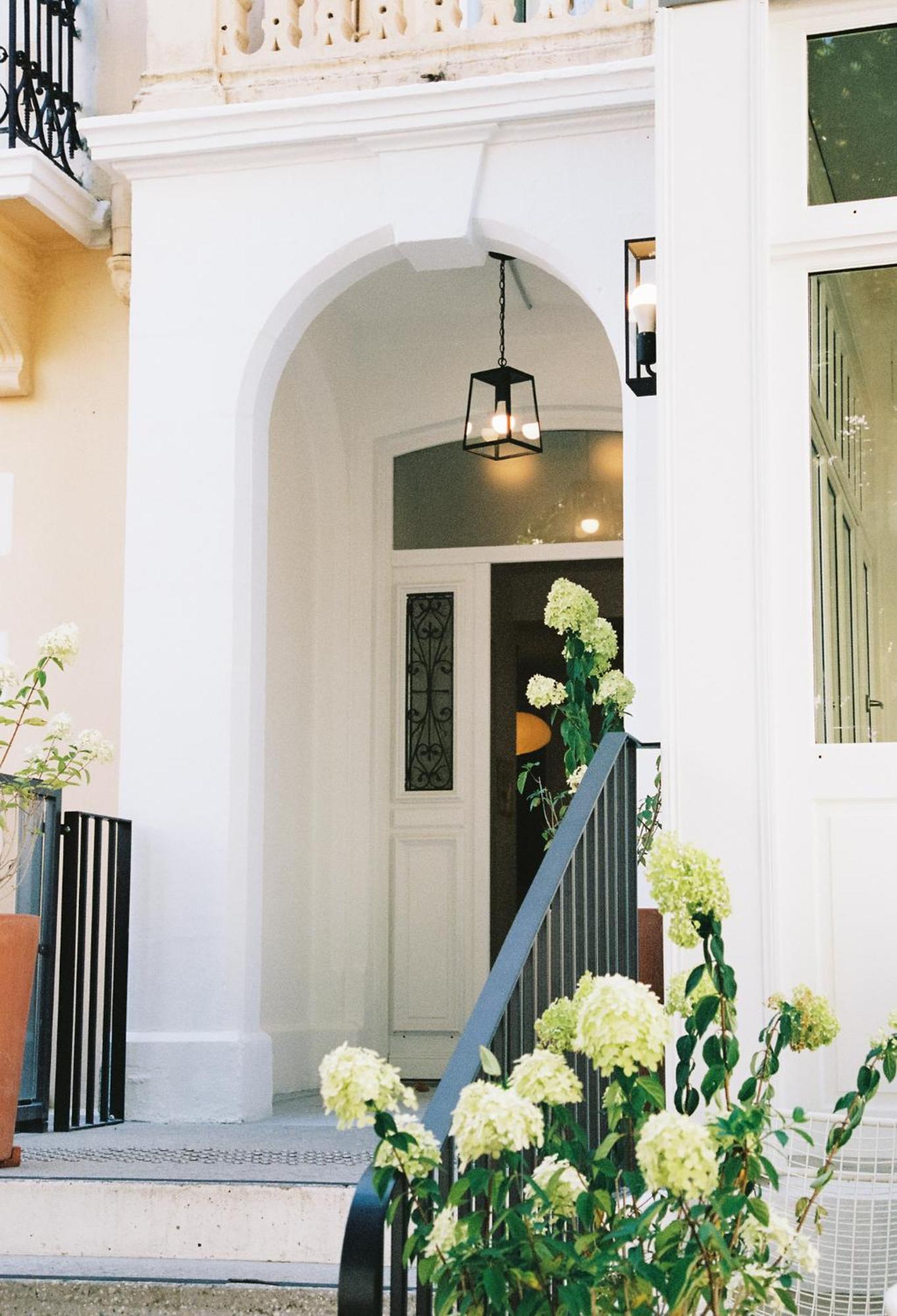 Alfred Hotels Les Halles Biarritz Bagian luar foto