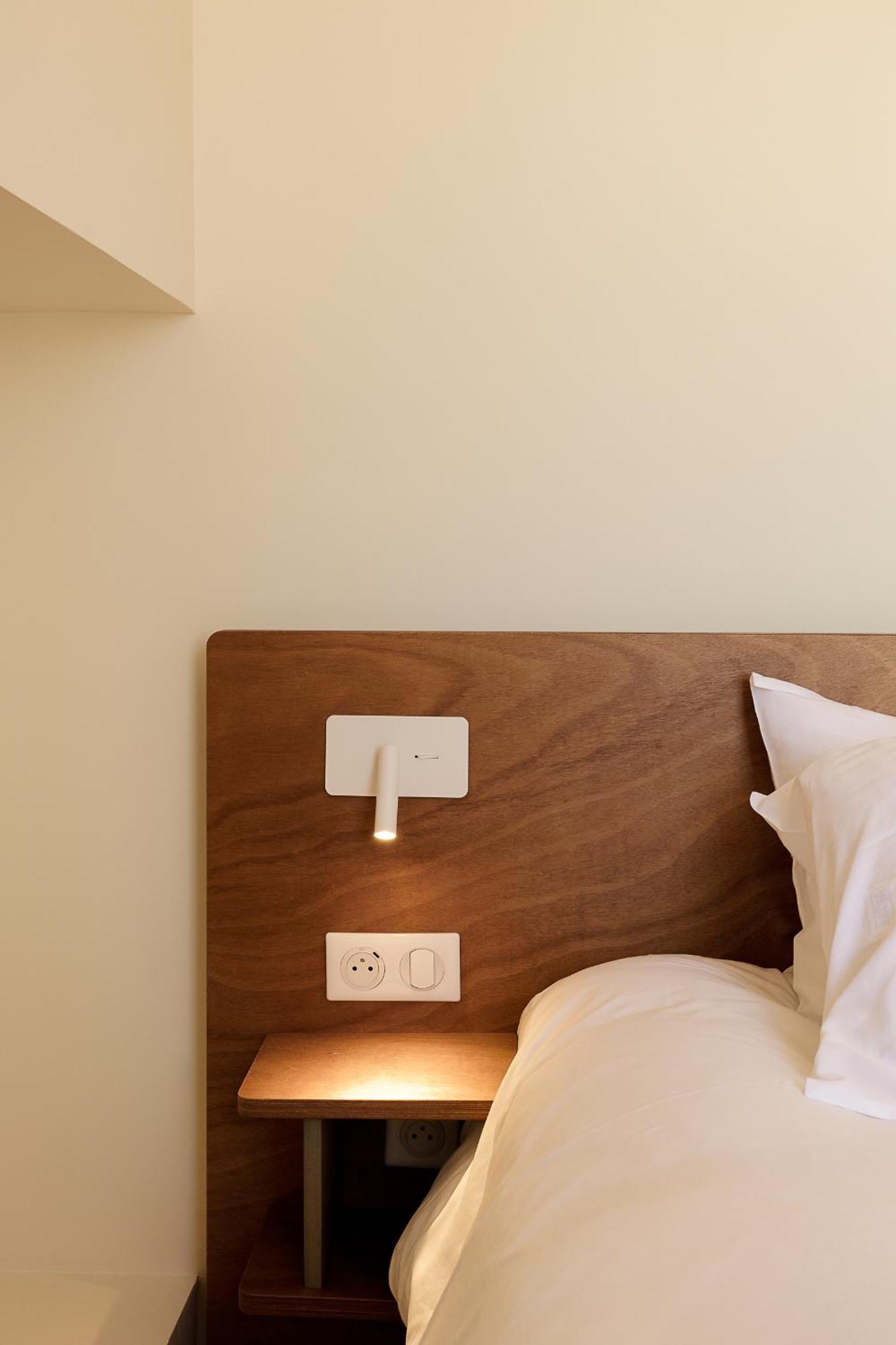 Alfred Hotels Les Halles Biarritz Bagian luar foto